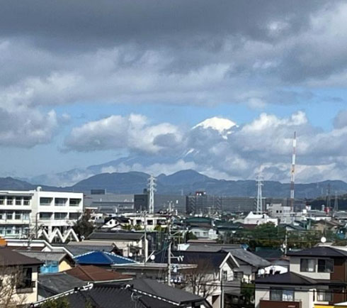 登呂博物館の屋上から見える富士山